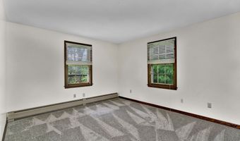70 Smith Ln, Burlington, CT 06013