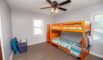 209 N Hill Dr, Boiling Springs, SC 29316