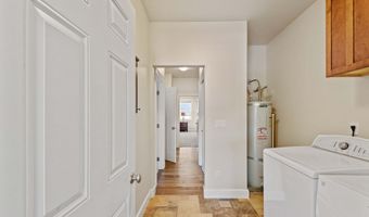 847 CARTER St, Bandon, OR 97411