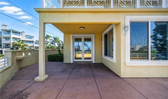 1107 Las Flores Dr, Carlsbad, CA 92008