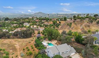 3196 Crystal Ct, Escondido, CA 92025