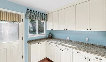 2927 Circle Dr, Escondido, CA 92029