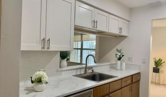 109 Fieldcrest St Apt 302, Ann Arbor, MI 48103