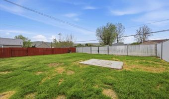 803 9th St, Benton City, WA 99320