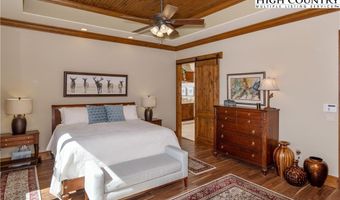 484 Farm Loop Rd, Banner Elk, NC 28604