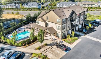 17181 SW SNOWDALE St 105, Beaverton, OR 97007