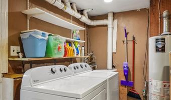 29 TRINITY Pl, Barrington, NJ 08007