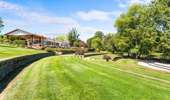 21338 OAK Ln, Aurora, OR 97002