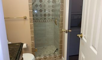 316 BURNSIDE St 103, Annapolis, MD 21403