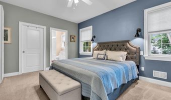 127 Oakland Ave, Atlantic Highlands, NJ 07716