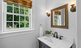 29 Christian Hill Rd, Amherst, NH 03031