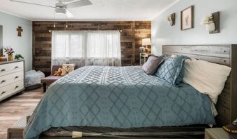 8 Mary Ct, Barnegat, NJ 08005