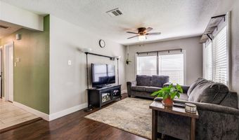 201 E Davis Ave, Alvarado, TX 76009