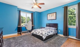 3 Buckingham Rd, Bayonne, NJ 07035