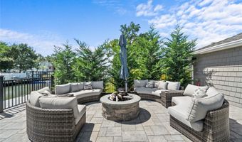 24 Lebrun Ave, Amityville, NY 11701