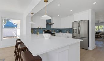 6321 BALBOA Ln, Apollo Beach, FL 33572