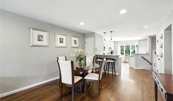 469 North Ln, Bristol, RI 02809