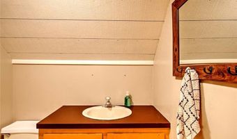 121 Jenckes Hill Rd, Lincoln, RI 02865