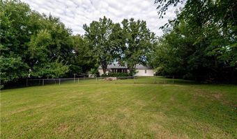 1706 N 2nd St, Atchison, KS 66002