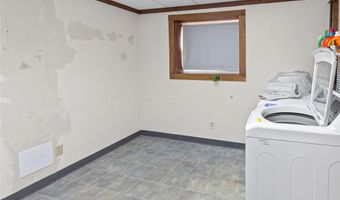 3112 Edgewood Ave, Alton, IL 62002