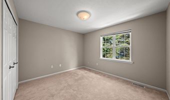 2668 WALTON Blvd, Twinsburg, OH 44087