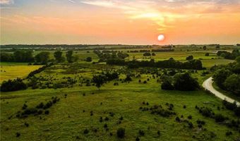 1587 N 450th Rd, Baldwin City, KS 66006