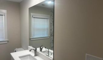 601 Bethesda Ave, Aberdeen, NC 28315