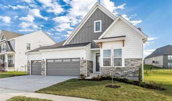 6804 Snowy Owl Ln, Affton, MO 63123