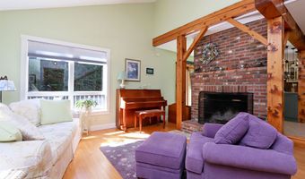 1485 Garland Hl, Barnet, VT 05821