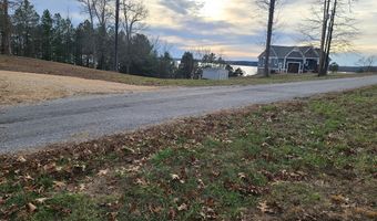 10 Sunset Pass, Big Sandy, TN 38221