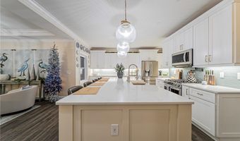 201 Whispering Shrs, Vermilion, OH 44089