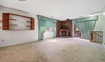614 Pocasset Ct, Warwick, RI 02886