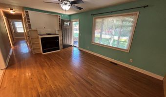 106 SHORE Dr, Big Sandy, TN 38221