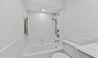 331 Wildforest Dr, Ballwin, MO 63011