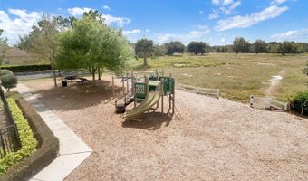 280 MAGNETA Loop, Auburndale, FL 33823