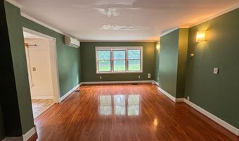 43 Holland St, Bangor, ME 04401