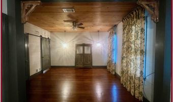 202 Bates St, Batesville, MS 38606