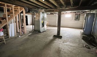 7063 E State Road 54 Rd, Bloomfield, IN 47424