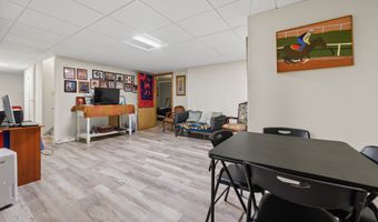 10 Linden Ct 10, Bloomfield, CT 06002
