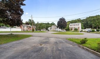 129 Plymouth Rd, Bellingham, MA 02019