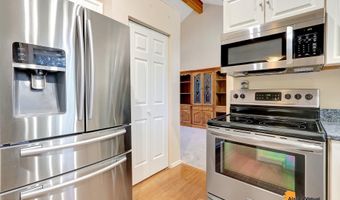 8210 Dagan St, Anchorage, AK 99502