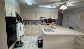 240 Whittle Cir, Ashburn, GA 31714