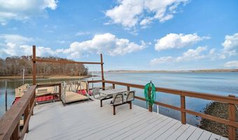 95 Birch Bark Ln, Big Sandy, TN 38221