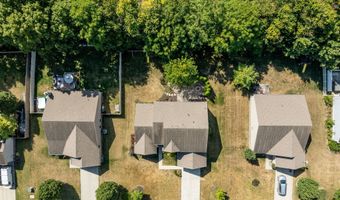 8607 Redditch Dr, Avon, IN 46123