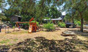 24185 Wildwood Glen Ln, Alpine, CA 91901