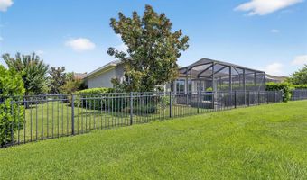6903 CRESTPOINT Dr, Apollo Beach, FL 33572