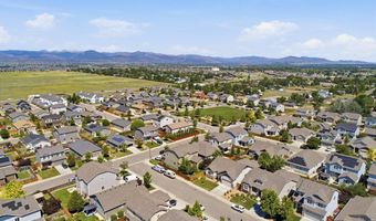 882 Jenny Ln, Berthoud, CO 80513