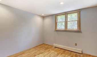 38 Orchard Dr, Alloway, NJ 07462