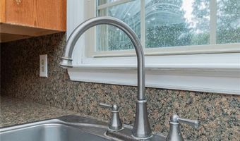 272 Cheyenne Cir, Asheboro, NC 27205