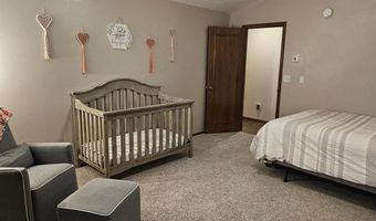 39081 Greenwood Ln, Aberdeen, SD 57401